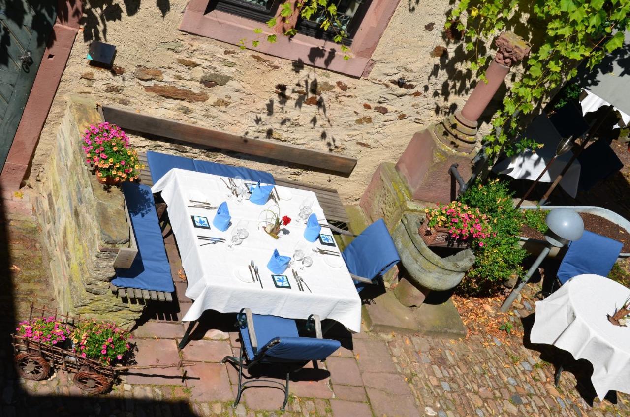 Restaurant & ****Hotel Hoeerhof Idstein Exteriör bild